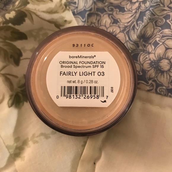 🖤SOLD!🖤Bare minerals foundation - Picture 3 of 4
